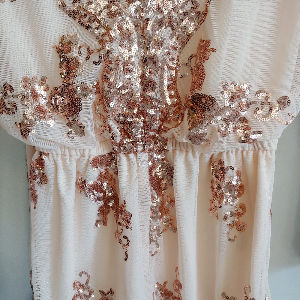 Clothes - Picture 5 of 5